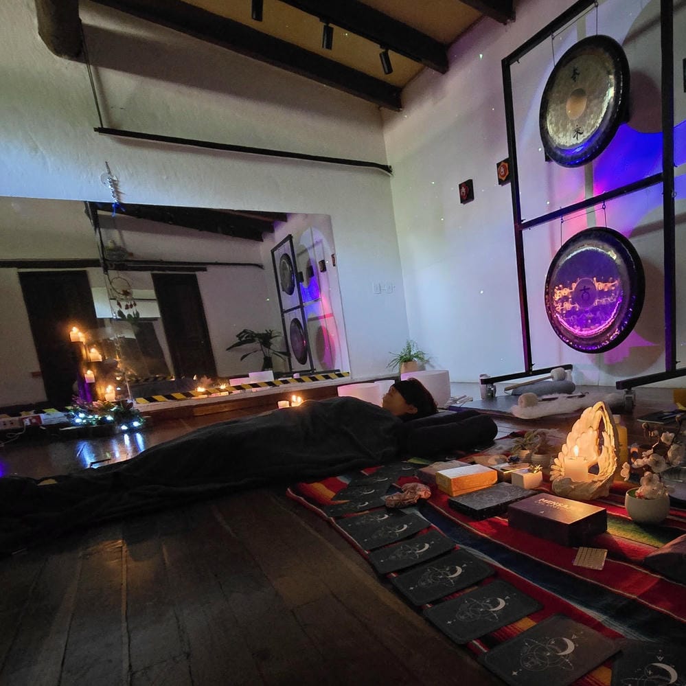 El Viaje de las 450 Vibraciones: El Solsticio y el Fuego Interno | Baño de Gong 26 de Junio